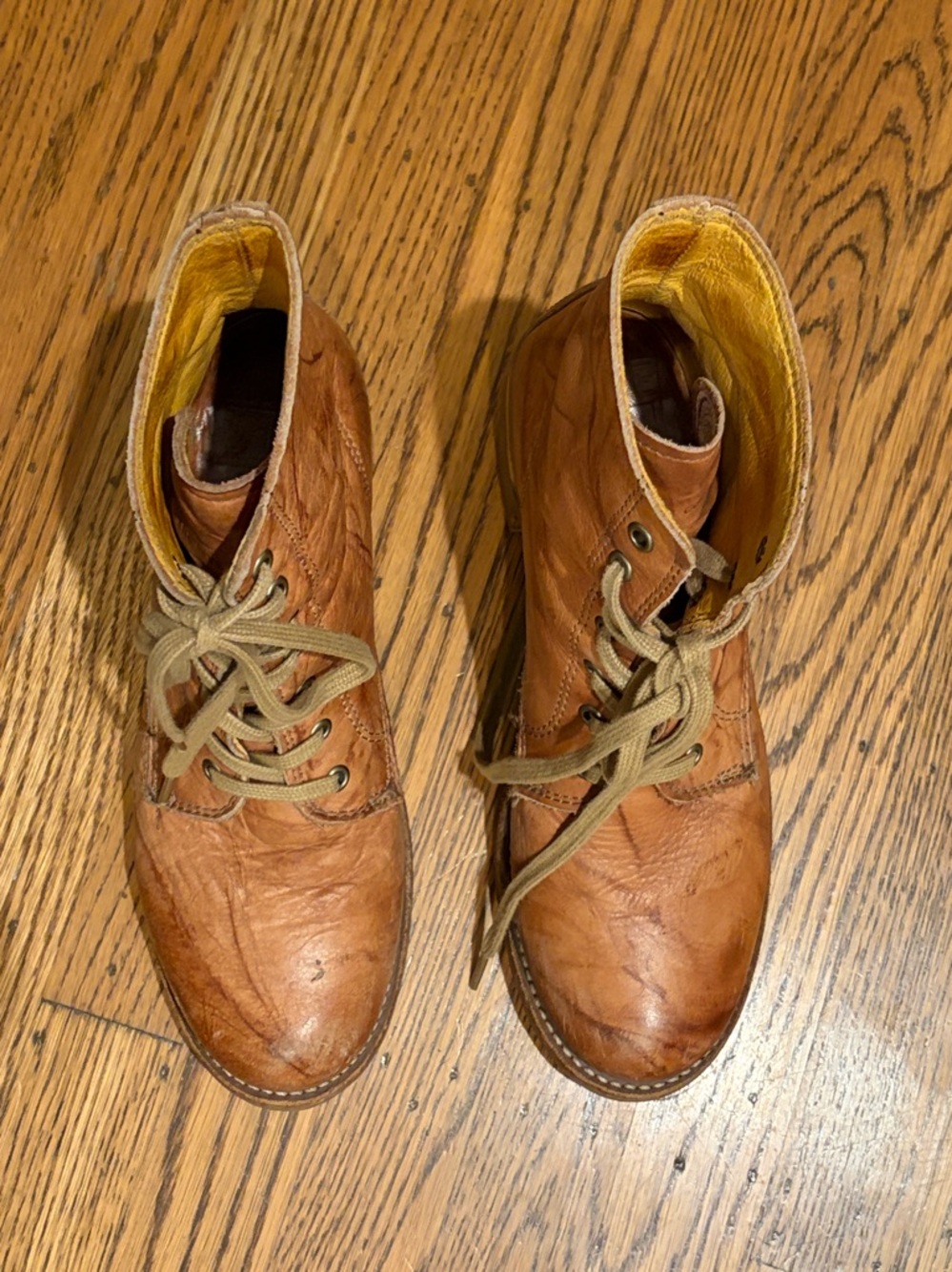 FRYE Boots - Picture 2 of 11